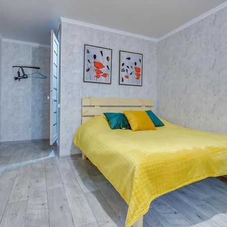 Yourhouse На Розыбакиева Утепова Недалеко От Меги الماتي المظهر الخارجي الصورة